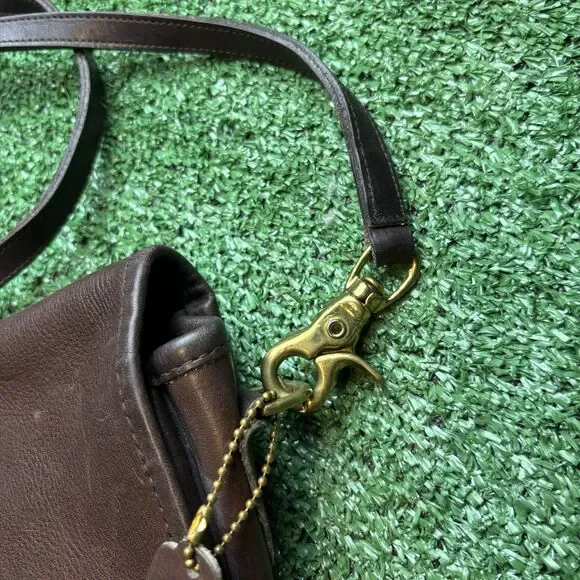 Vintage 90s Coach City Bag Mahogany Brown Leather Shoulder Crossbody Bag 4802 - Picture 3 of 10